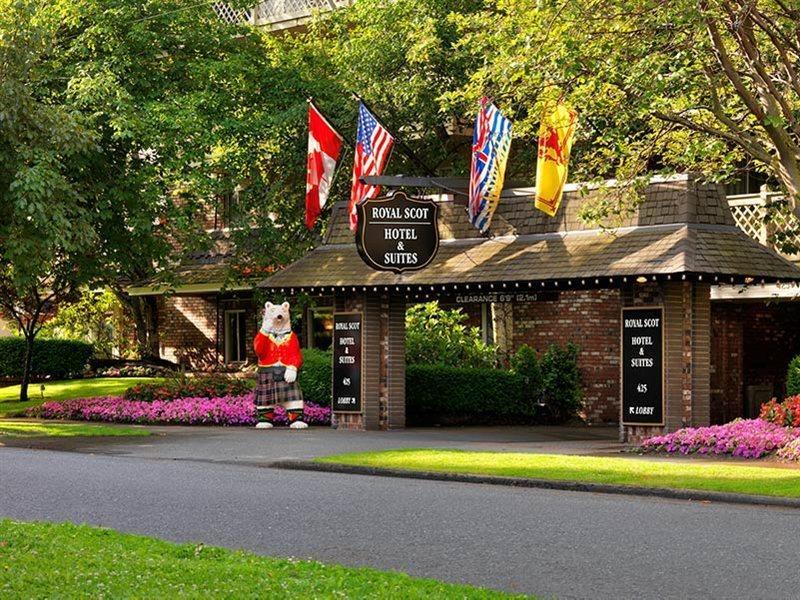 Royal Scot Hotel & Suites Victoria Exterior photo